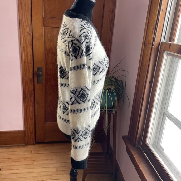 Vintage 1960s Fair Isle Nordic Cardigan Sweater Small Black White Cottagecore - Picture 3 of 10